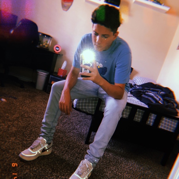 Meet your Posher, Daniel - Picture 1 of 1